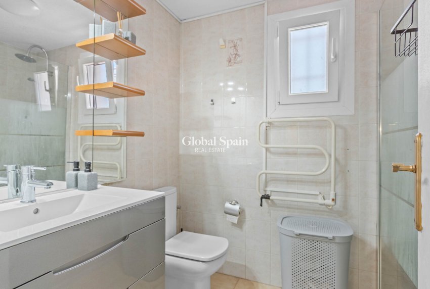 Resale - APARTMENT -
TORREVIEJA - Costa Blanca