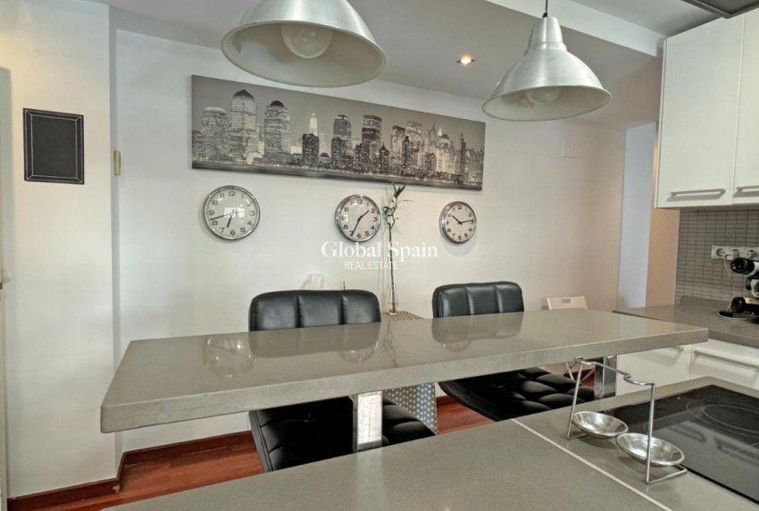 Resale - APARTMENT -
TORREVIEJA - Costa Blanca