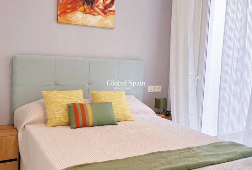 Resale - APARTMENT -
TORREVIEJA - Costa Blanca