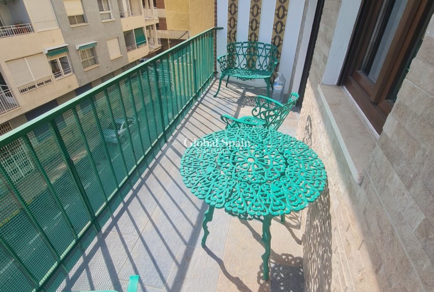 Resale - APARTMENT -
TORREVIEJA - Costa Blanca