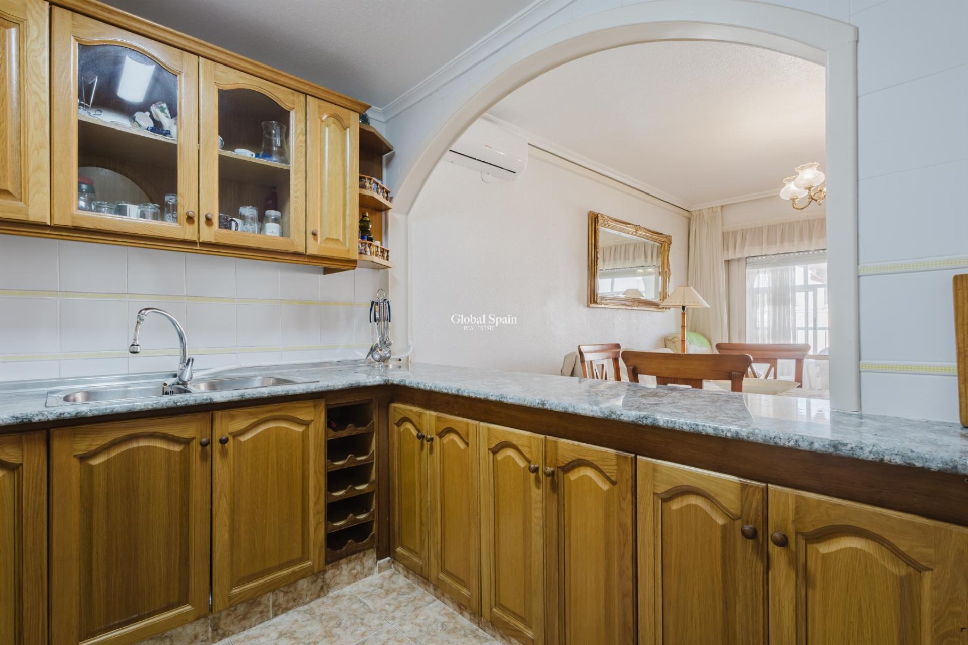 Resale - APARTMENT -
TORREVIEJA - Costa Blanca