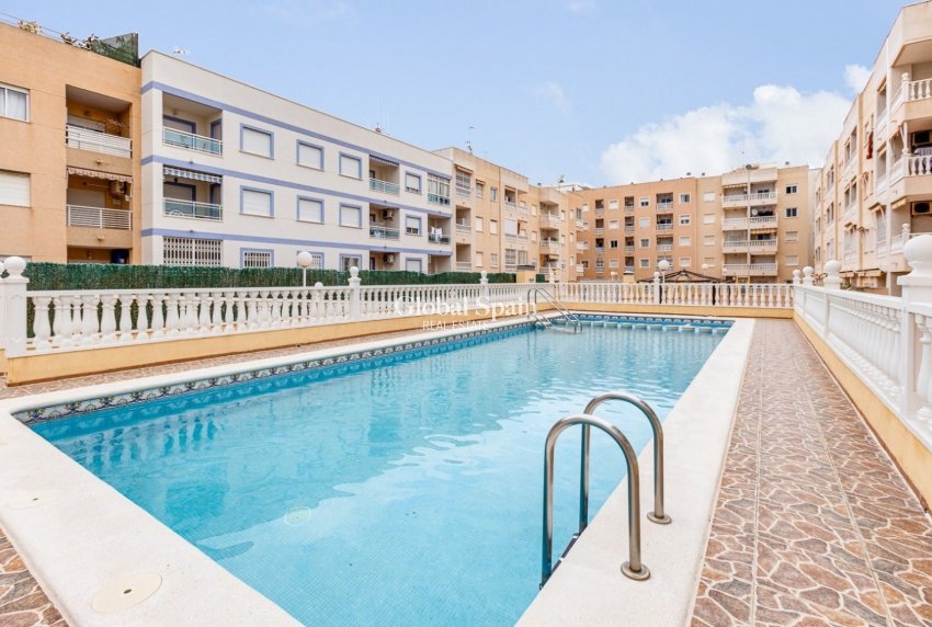 Resale - APARTMENT -
TORREVIEJA - Costa Blanca