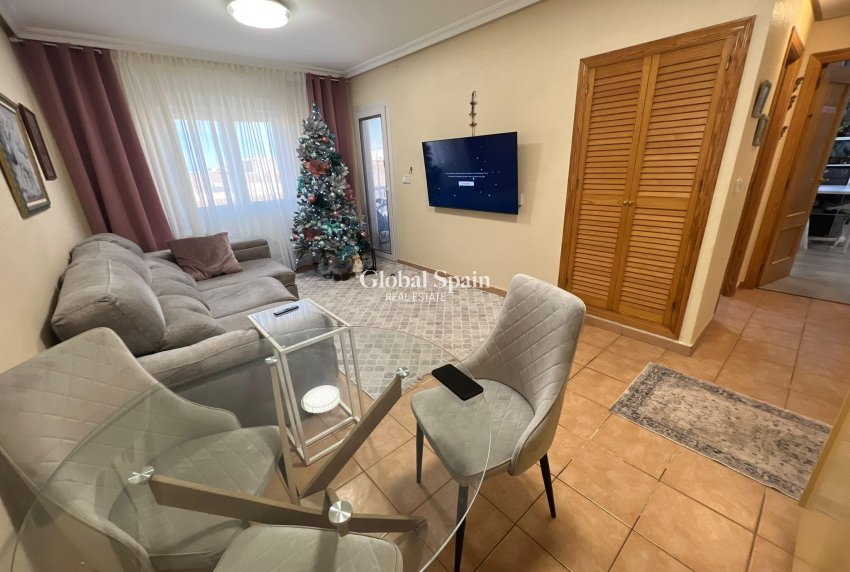 Resale - APARTMENT -
TORREVIEJA - Costa Blanca