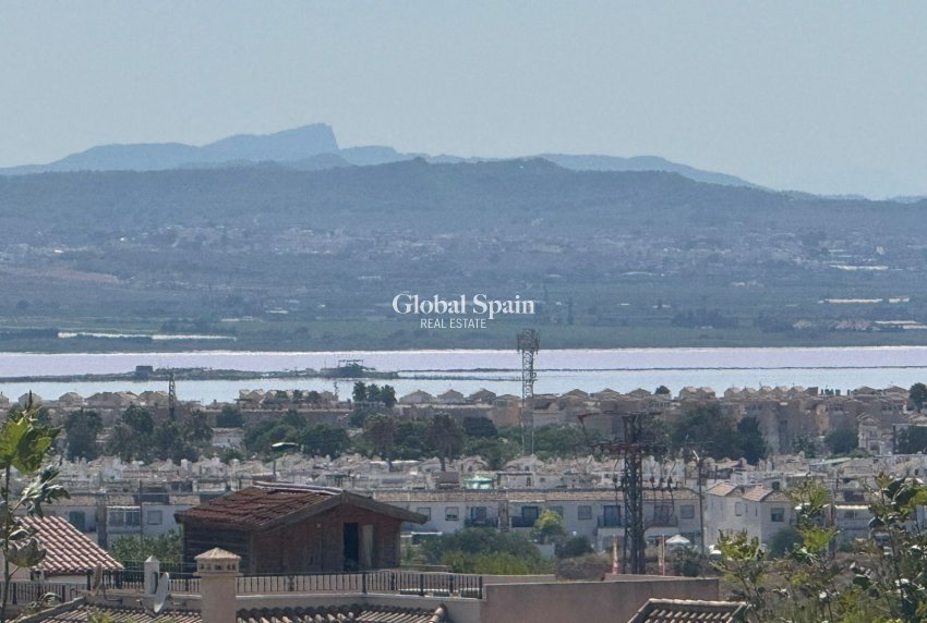 Resale - APARTMENT -
TORREVIEJA - Costa Blanca