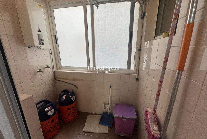 Resale - APARTMENT -
TORREVIEJA - Costa Blanca