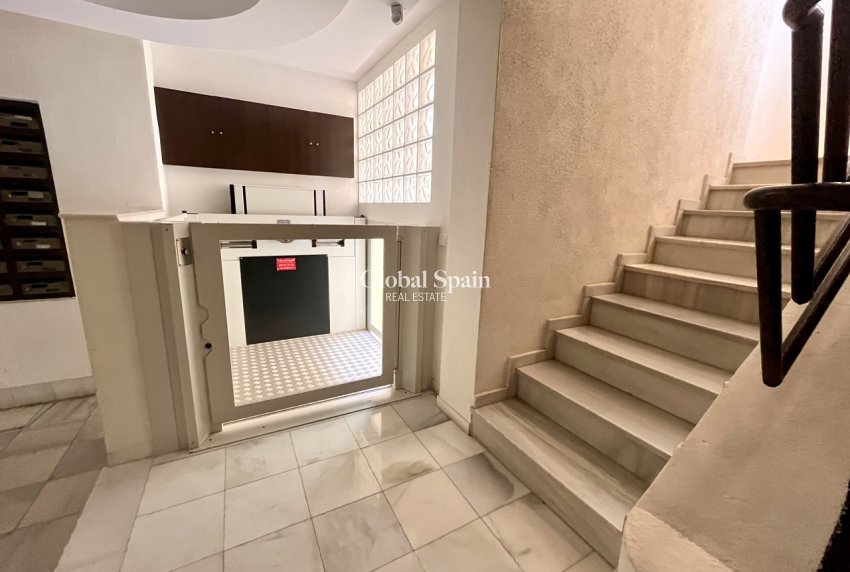 Resale - APARTMENT -
TORREVIEJA - Costa Blanca