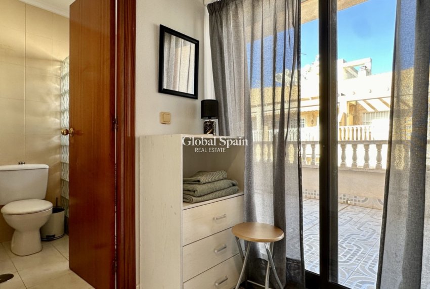 Resale - APARTMENT -
TORREVIEJA - Costa Blanca