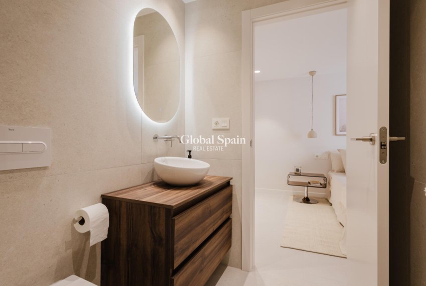 Resale - APARTMENT -
TORREVIEJA - Costa Blanca