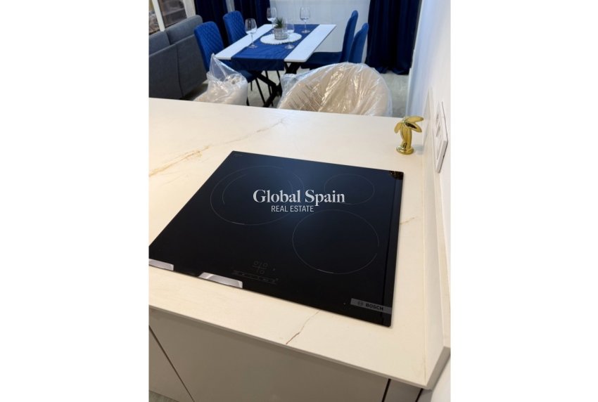 Resale - APARTMENT -
TORREVIEJA - Costa Blanca