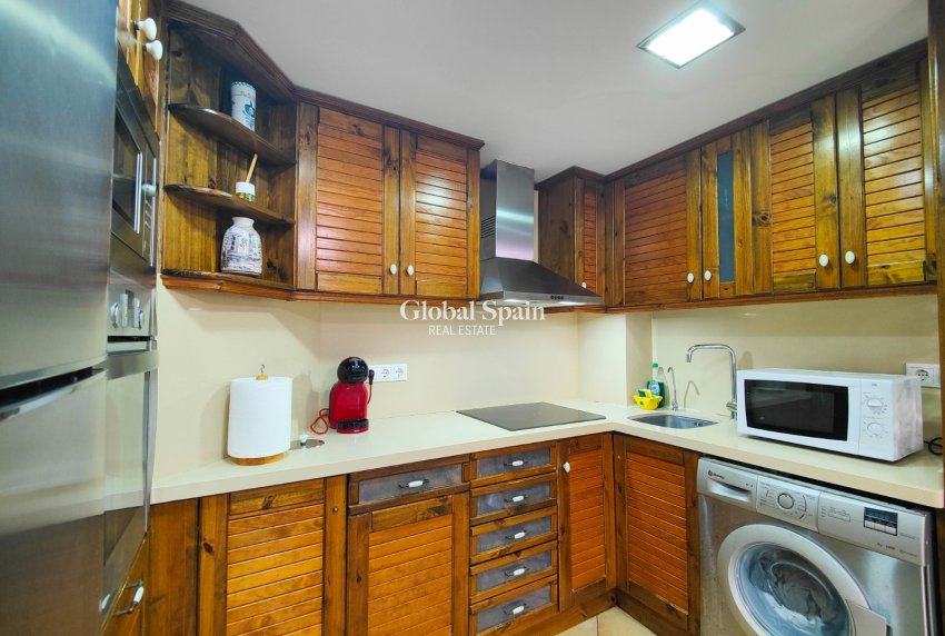 Resale - APARTMENT -
TORREVIEJA - Costa Blanca