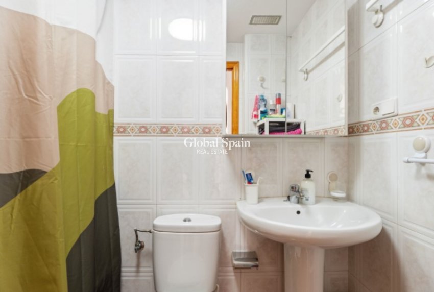 Resale - APARTMENT -
TORREVIEJA - Costa Blanca