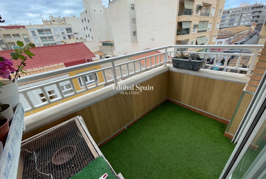 Resale - APARTMENT -
TORREVIEJA - Costa Blanca