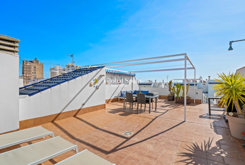 Resale - APARTMENT -
TORREVIEJA - Costa Blanca