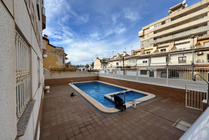 Resale - APARTMENT -
TORREVIEJA - Costa Blanca