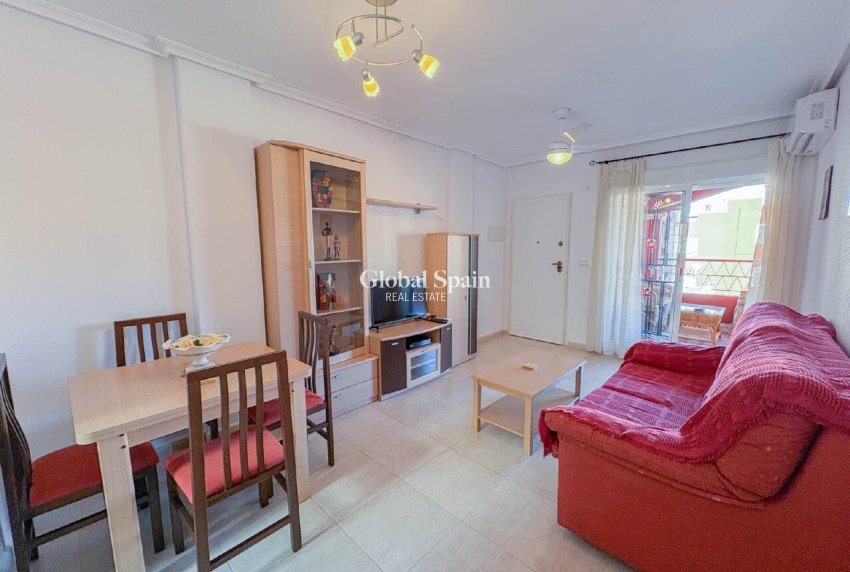 Resale - APARTMENT -
TORREVIEJA - Costa Blanca