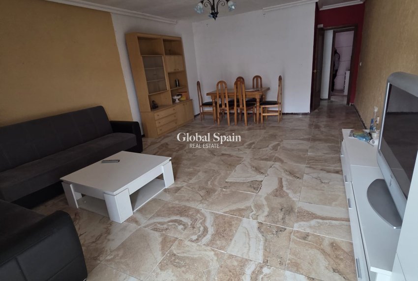 Resale - APARTMENT -
TORREVIEJA - Costa Blanca