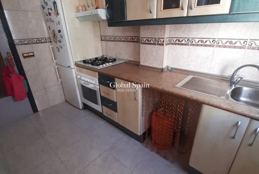 Resale - APARTMENT -
TORREVIEJA - Costa Blanca