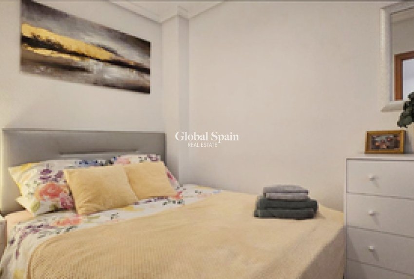 Resale - APARTMENT -
TORREVIEJA - Costa Blanca