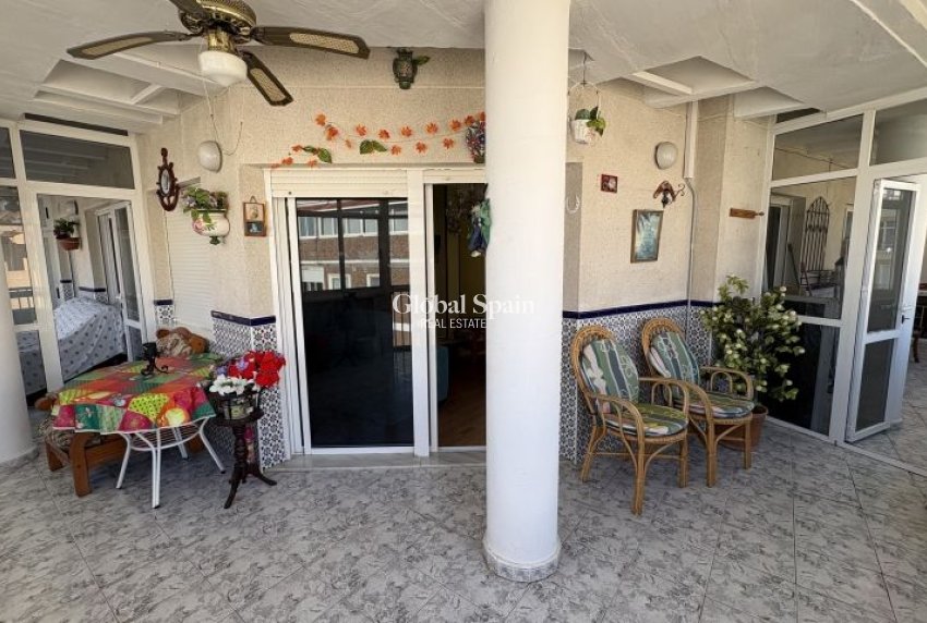 Resale - APARTMENT -
TORREVIEJA - Costa Blanca