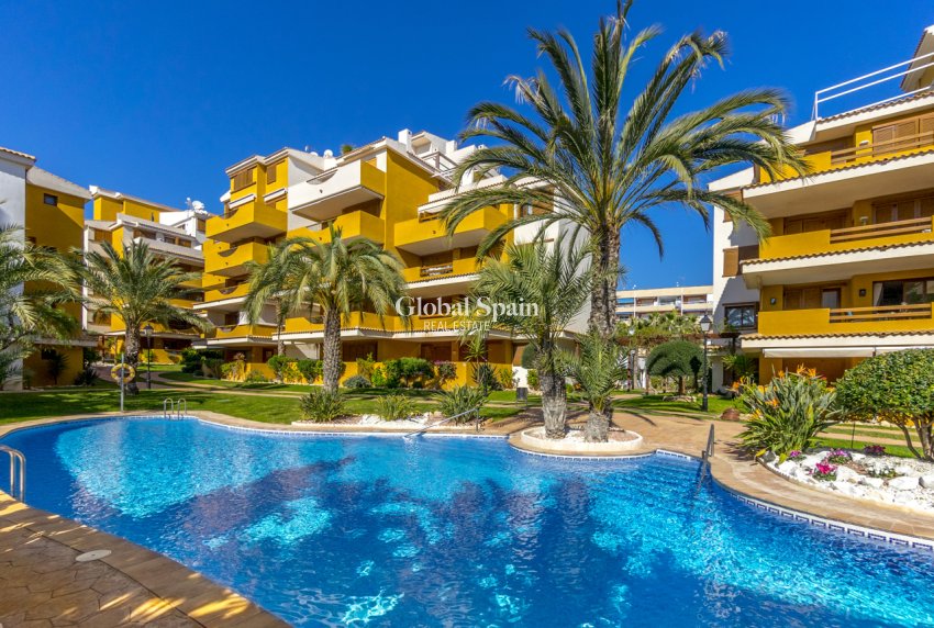 Resale - APARTMENT -
TORREVIEJA - Costa Blanca