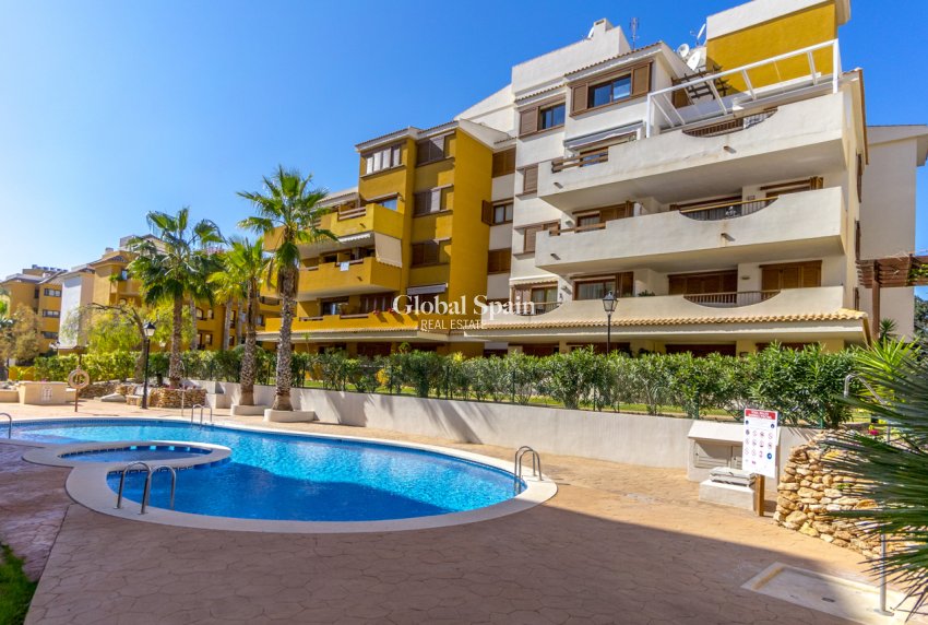 Resale - APARTMENT -
TORREVIEJA - Costa Blanca