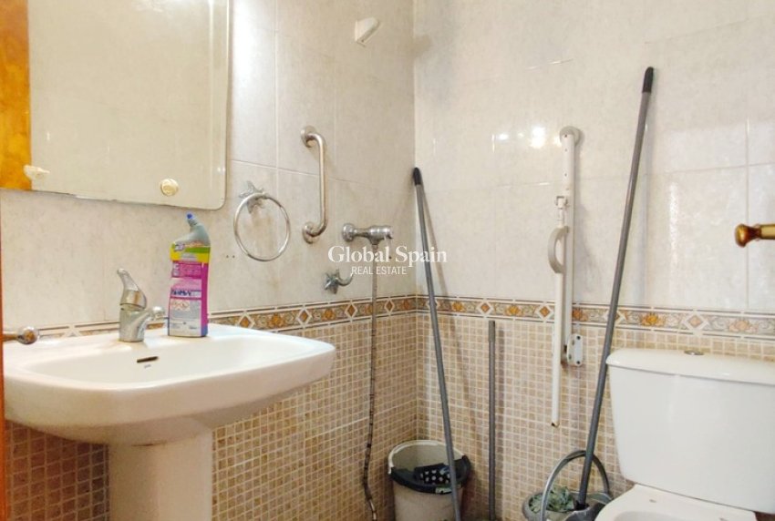 Resale - APARTMENT -
TORREVIEJA - Costa Blanca