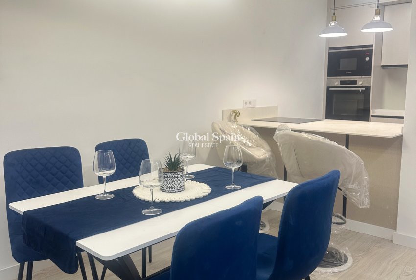 Resale - APARTMENT -
TORREVIEJA - Costa Blanca