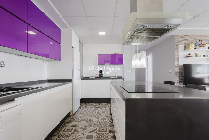 Resale - APARTMENT -
TORREVIEJA - Costa Blanca