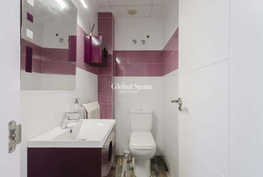 Resale - APARTMENT -
TORREVIEJA - Costa Blanca