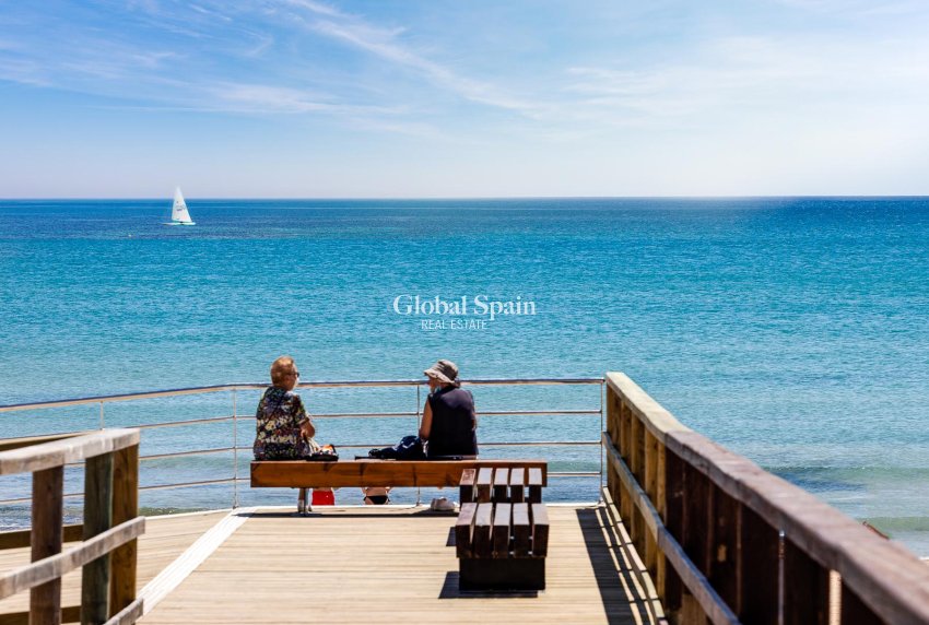 Resale - APARTMENT -
TORREVIEJA - Costa Blanca