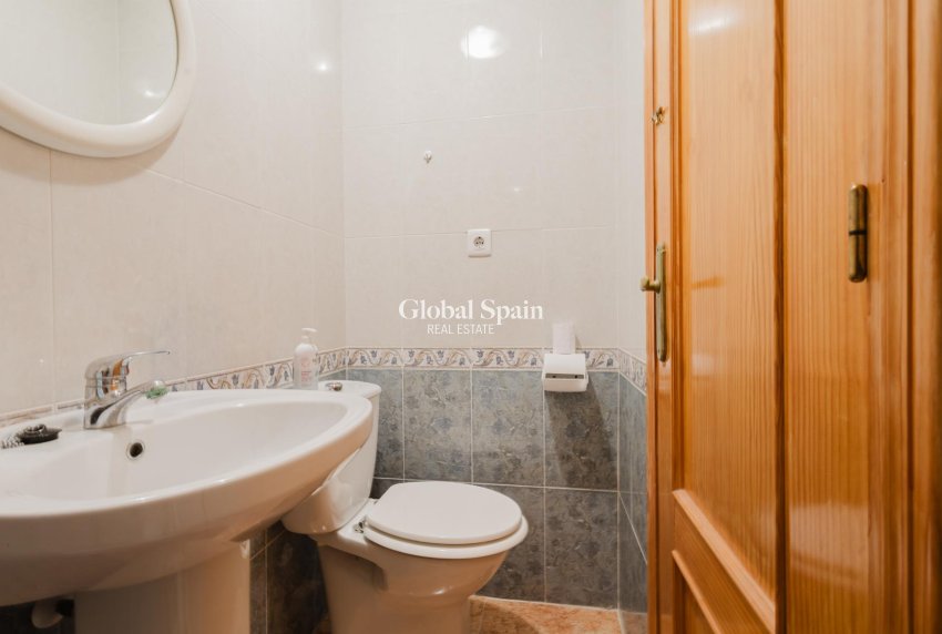 Resale - APARTMENT -
TORREVIEJA - Costa Blanca