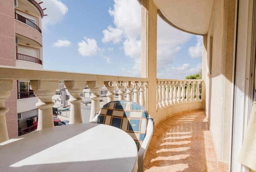 Resale - APARTMENT -
TORREVIEJA - Costa Blanca