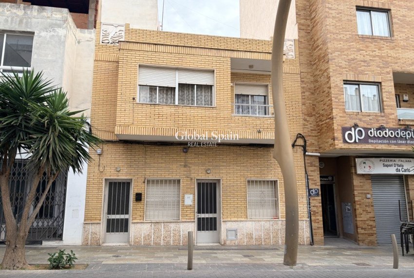 Resale - APARTMENT -
TORREVIEJA - Costa Blanca