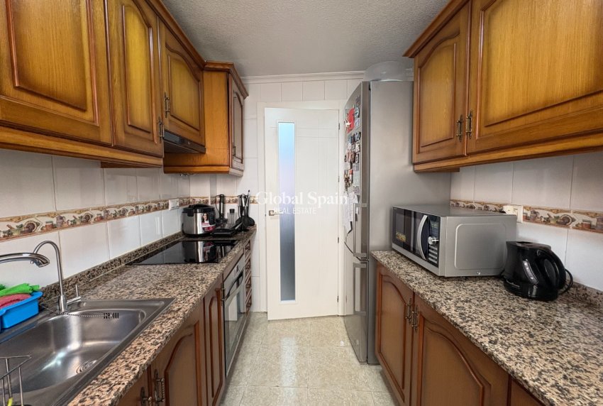 Resale - APARTMENT -
TORREVIEJA - Costa Blanca