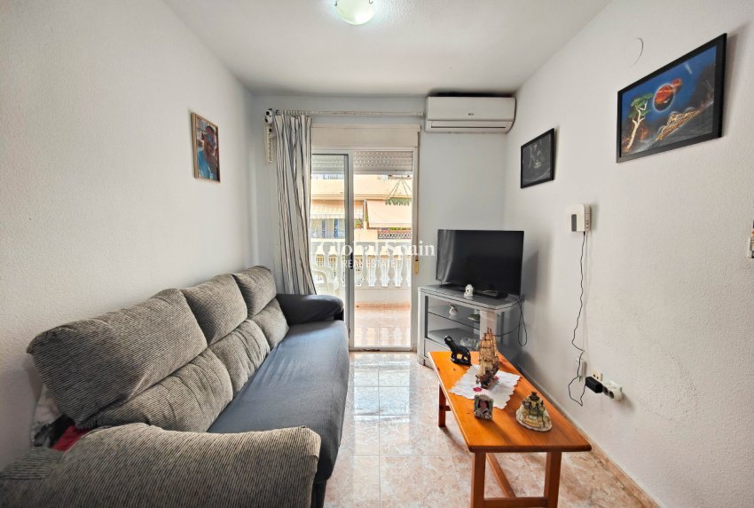 Resale - APARTMENT -
TORREVIEJA - Costa Blanca
