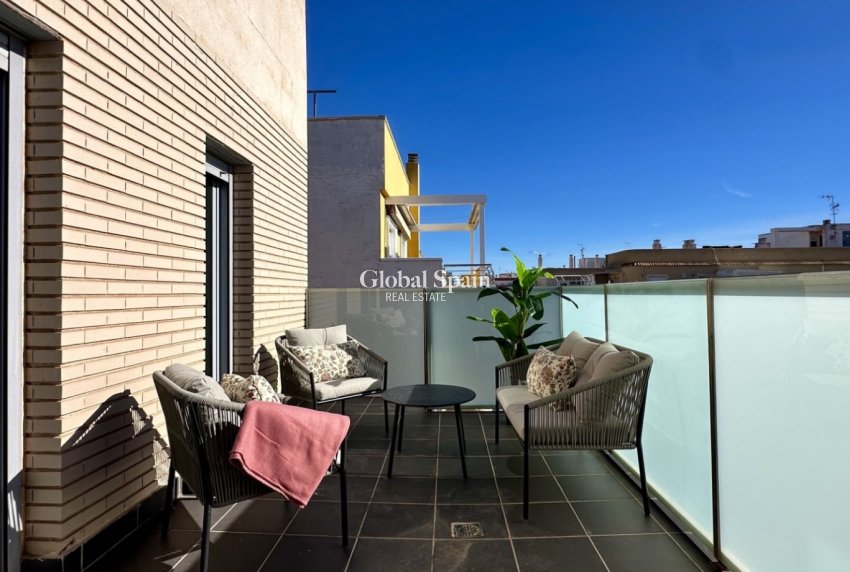 Resale - APARTMENT -
TORREVIEJA - Costa Blanca