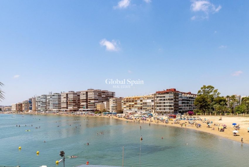 Resale - APARTMENT -
TORREVIEJA - Costa Blanca