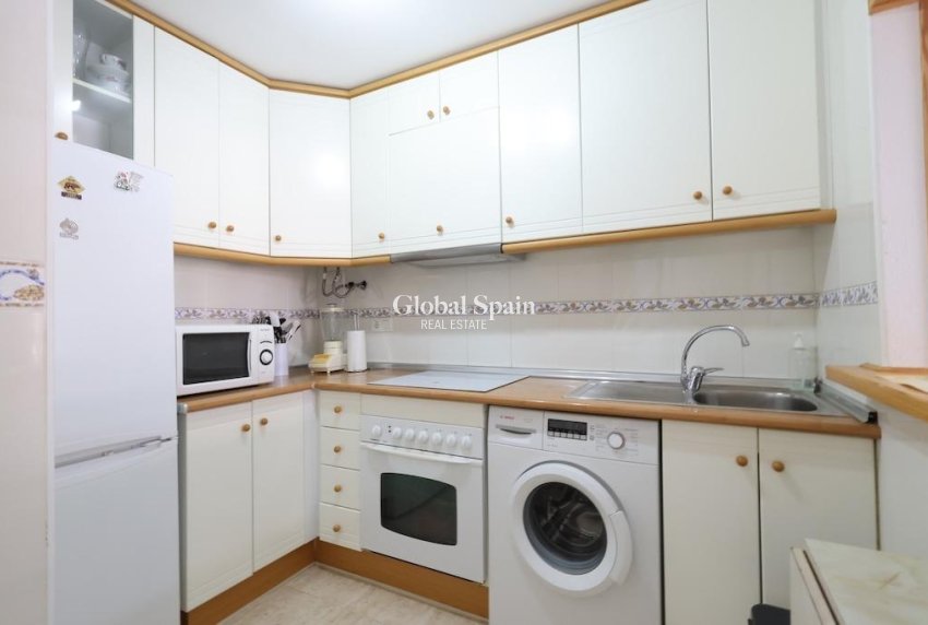 Resale - APARTMENT -
TORREVIEJA - Costa Blanca