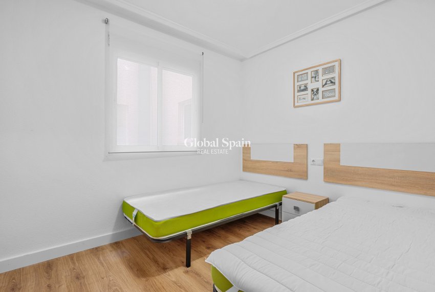 Resale - APARTMENT -
TORREVIEJA - Costa Blanca