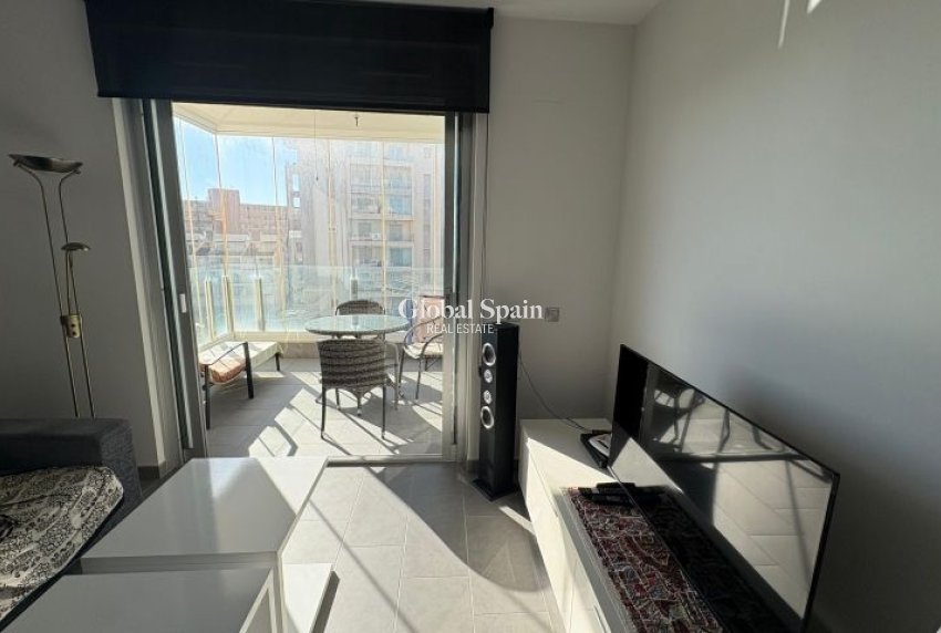 Resale - APARTMENT -
TORREVIEJA - Costa Blanca