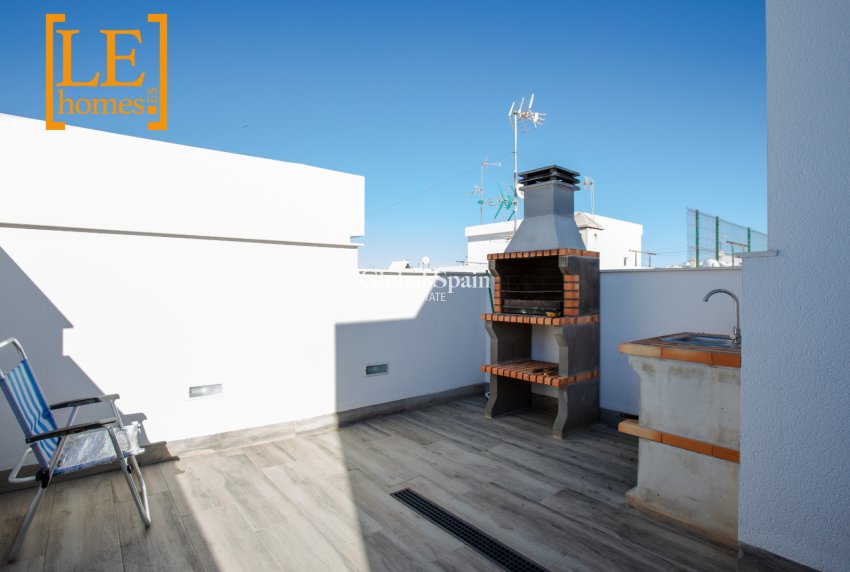 Resale - APARTMENT -
TORREVIEJA - Costa Blanca