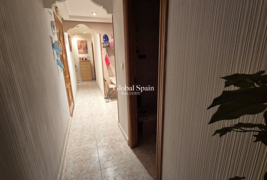 Resale - APARTMENT -
TORREVIEJA - Costa Blanca