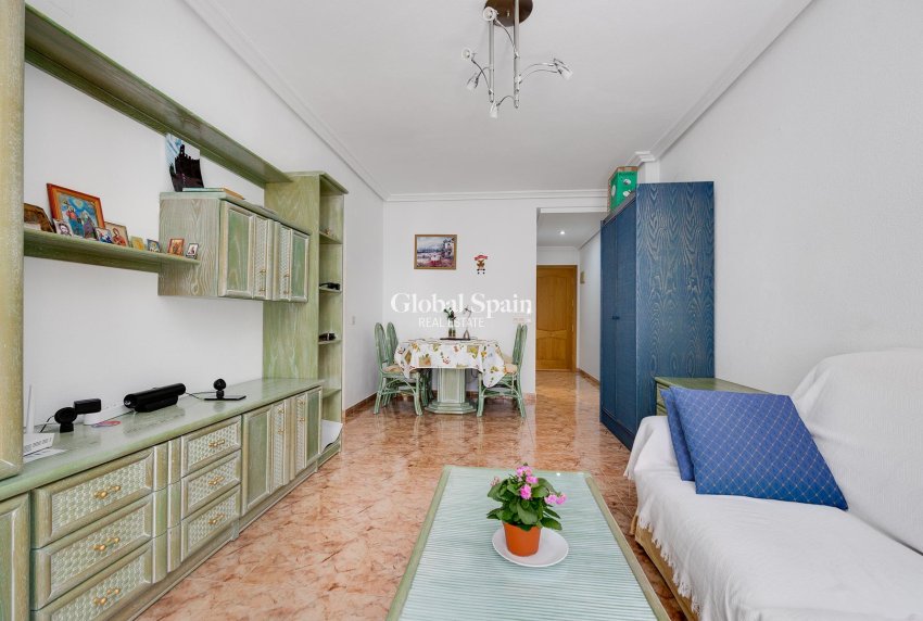Resale - APARTMENT -
TORREVIEJA - Costa Blanca