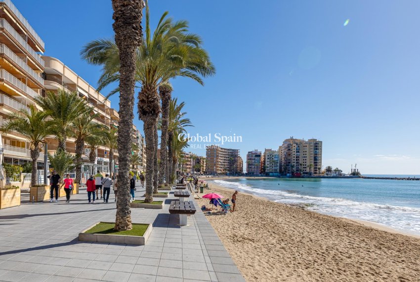 Resale - APARTMENT -
TORREVIEJA - Costa Blanca