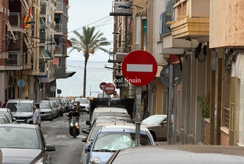Resale - APARTMENT -
TORREVIEJA - Costa Blanca