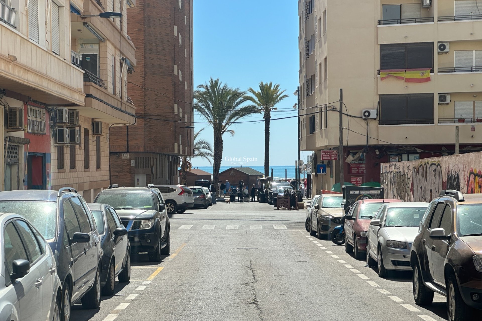 Resale - APARTMENT -
TORREVIEJA - Costa Blanca