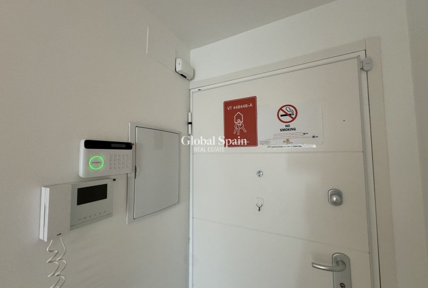 Resale - APARTMENT -
TORREVIEJA - Costa Blanca