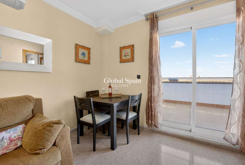 Resale - APARTMENT -
TORREVIEJA - Costa Blanca