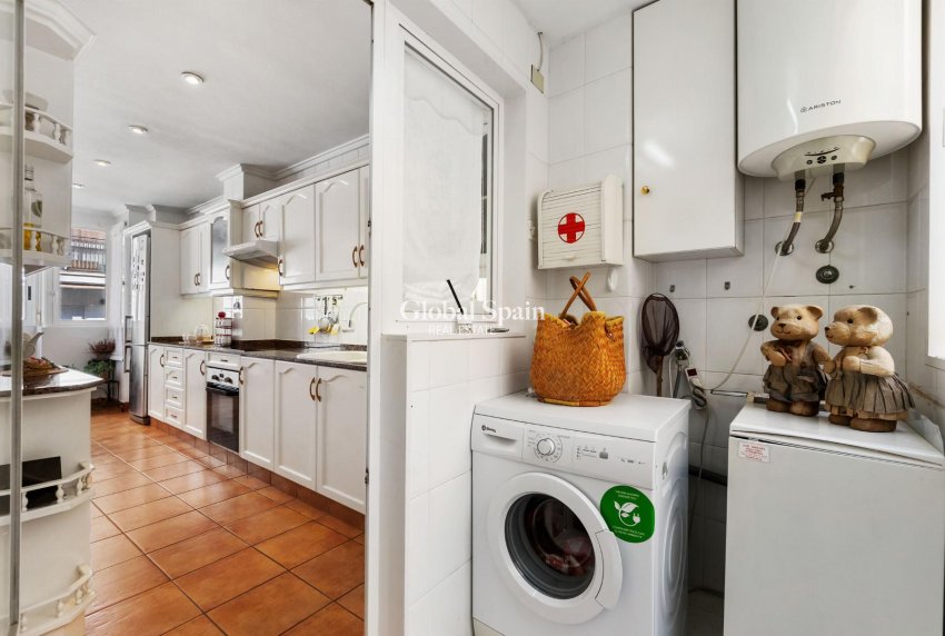 Resale - APARTMENT -
TORREVIEJA - Costa Blanca