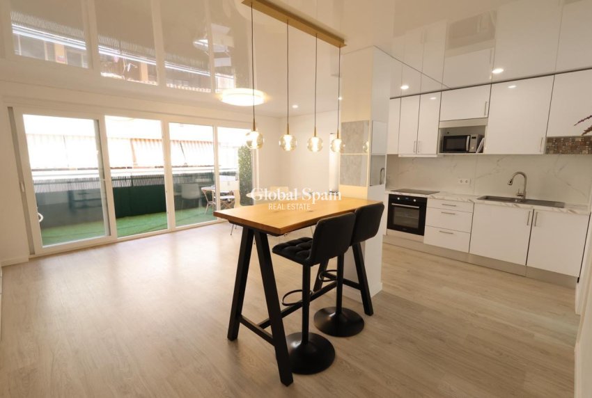 Resale - APARTMENT -
TORREVIEJA - Costa Blanca